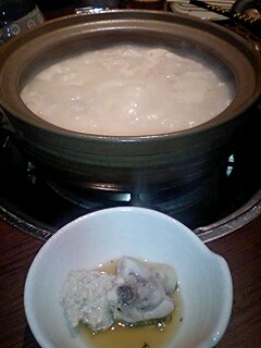 水炊き。すごく、、、白いです、、、