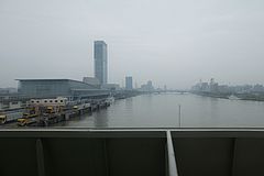 信濃川河口、新潟港